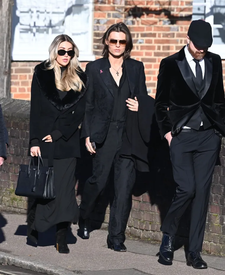 Posljednji ispraćaj Liama Paynea: Ožalo&scaron;ćena obitelj i prijatelji nisu skrivali tugu