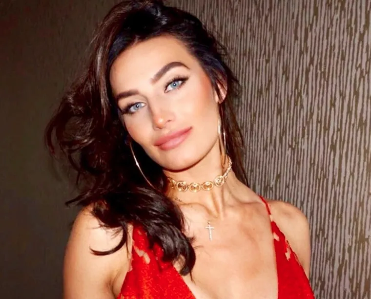 Izvor je za MailOnline pro&scaron;le godine naveo sljedeće: "Annie i Kyle žive zajedno, rje&scaron;avaju svoje bračne probleme i poku&scaron;avaju uspostaviti novu rutinu. Kyle je otvoren za razgovore o financijskoj sigurnosti za Annie i dječake i uvijek će za&scaron;tititi djecu pod bilo kojim okolnostima."