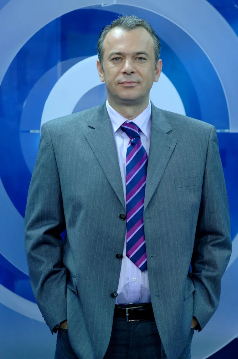 Omiljeno televizijsko lice: Znate li kako je Zoran &Scaron;prajc izgledao prije gotovo 20 godina?