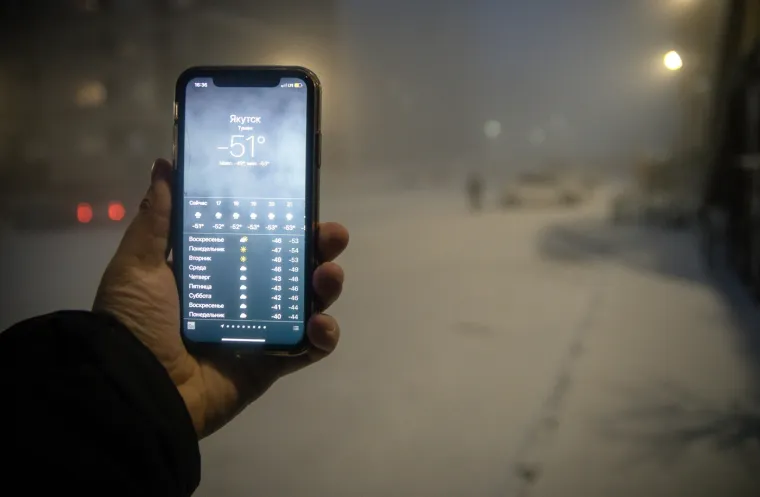 Sudeći prema fotografijama koje je objavila agencija Profimedia, temperatura se tamo ovih dana spustila na -51 °C, što nama djeluje kao nezamisliva hladnoća koju ne bismo mogli podnijeti više od nekoliko sati.