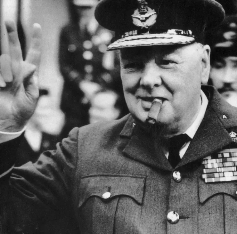 4. Winston Churchill - Bivši premijer Ujedinjenog Kraljevstva, poznat po svojoj ulozi u Drugom svjetskom ratu, također se nosio sa svojim osobnim problemima dok je svijet bio u ratu.