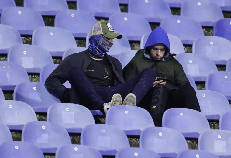 Na stadionu Maksimir je prije utakmica bilo 3 stupnja celzijusovih.