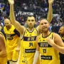 Navijači i igrači BiH u Skenderiji u transu: 'Himna Lijepa naša ispraćena je pljeskom'