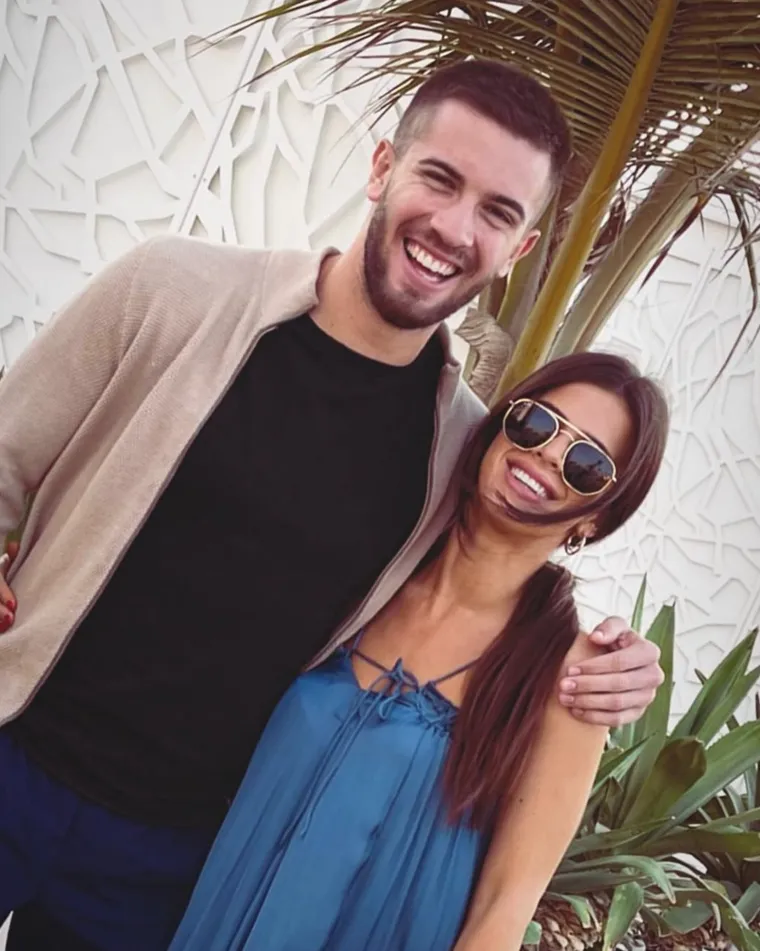 Profesionalno, Bruna je su-osnivačica projekta Pro Tennis Fam, platforme koja omogućuje tokenizirano sudjelovanje u zaradi profesionalnih sportaša, pružajući mladim talentiranim igračima financijsku podršku za fokusiranje na tenis.