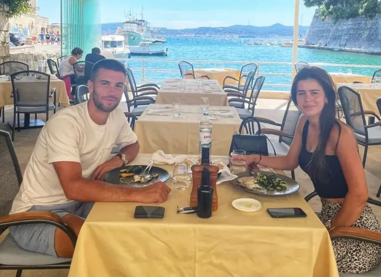 Tko je tajanstvena Bruna? Evo kako danas izgleda i čime se bavi lijepa sestra Borne Ćorića