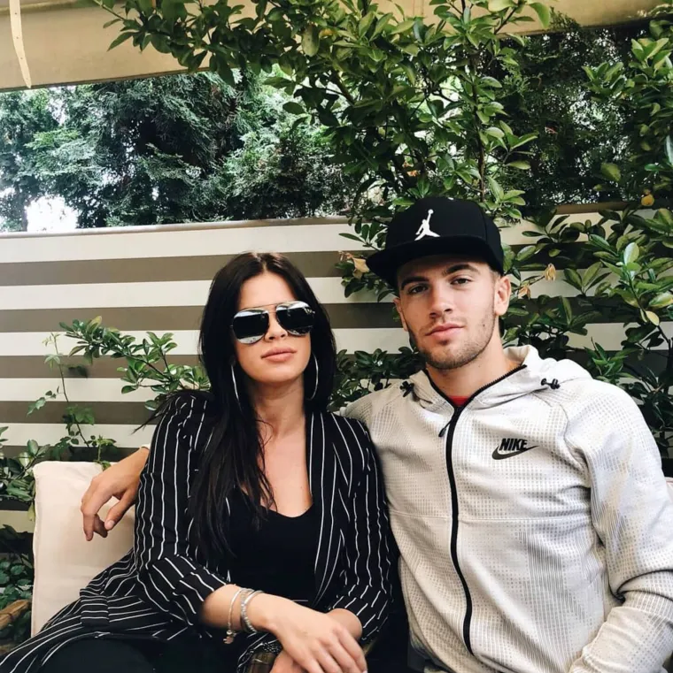 Tko je tajanstvena Bruna? Evo kako danas izgleda i čime se bavi lijepa sestra Borne Ćorića