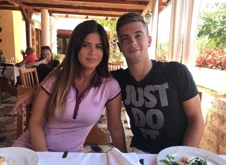 Tko je tajanstvena Bruna? Evo kako danas izgleda i čime se bavi lijepa sestra Borne Ćorića