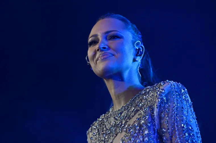 Aleksandra Prijović oborila rekord, cajka treštila iz Arene, pjevačica stigla u grudnjaku