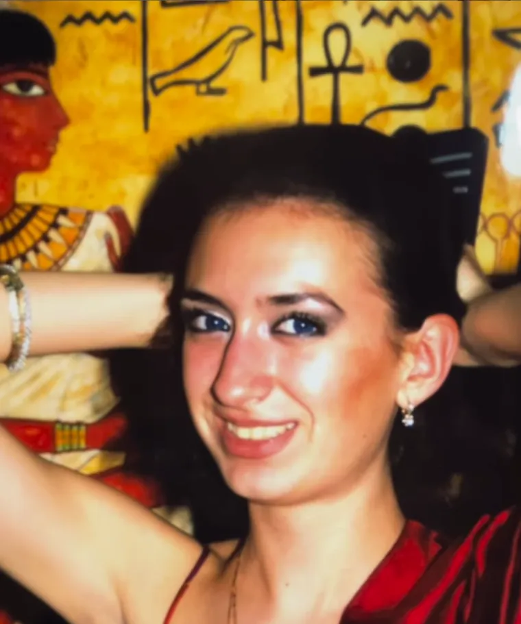 &quot;Bila si tako lijepa, jako mi je žao što si unakazila svoje prelijepo lice... Nadam se da ćeš dobiti pomoć i pronaći doktora koji će biti iskren prema tebi.&quot;
