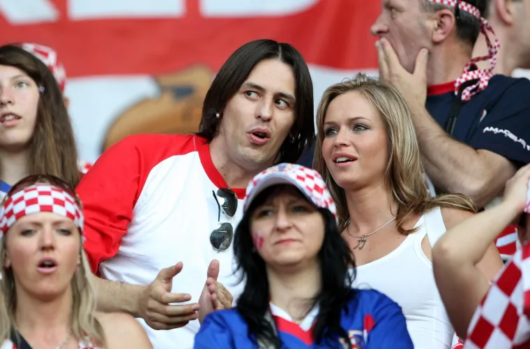 Tko je Sergej Bijelić? Kruže glasine da je prekinuo s Renatom Sopek, a nekad se zabavljao s Tarom Reid