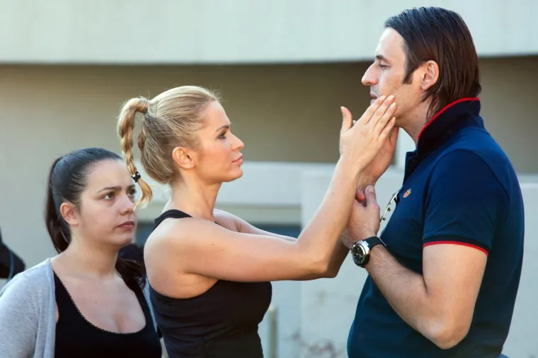 Tko je Sergej Bijelić? Kruže glasine da je prekinuo s Renatom Sopek, a nekad se zabavljao s Tarom Reid