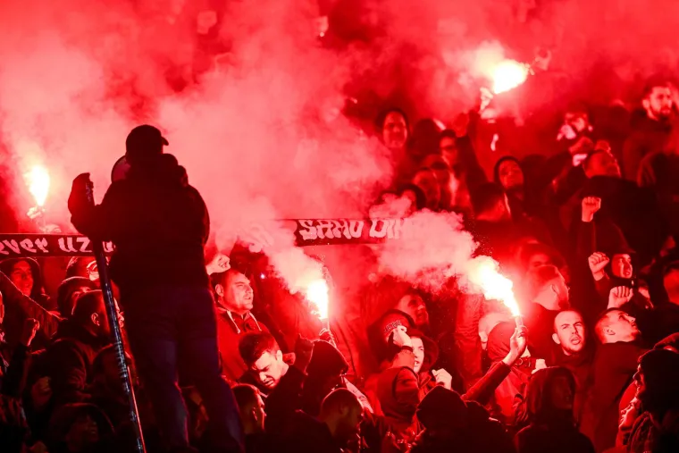 Cijeli Sjever je 'gorio'.