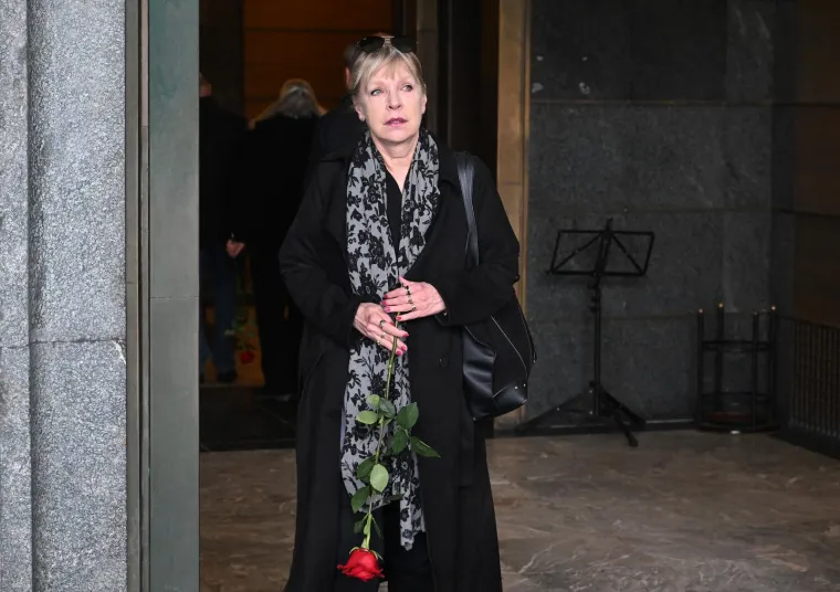 Posljednji ispraćaj Žarka Savića: Od poznatog glumca oprostili se njegovi kolege i prijatelji