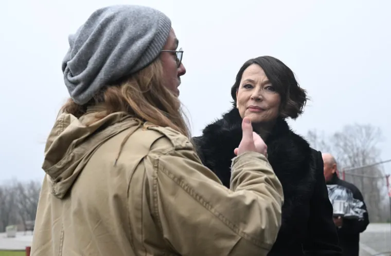 Posljednji ispraćaj Žarka Savića: Od poznatog glumca oprostili se njegovi kolege i prijatelji