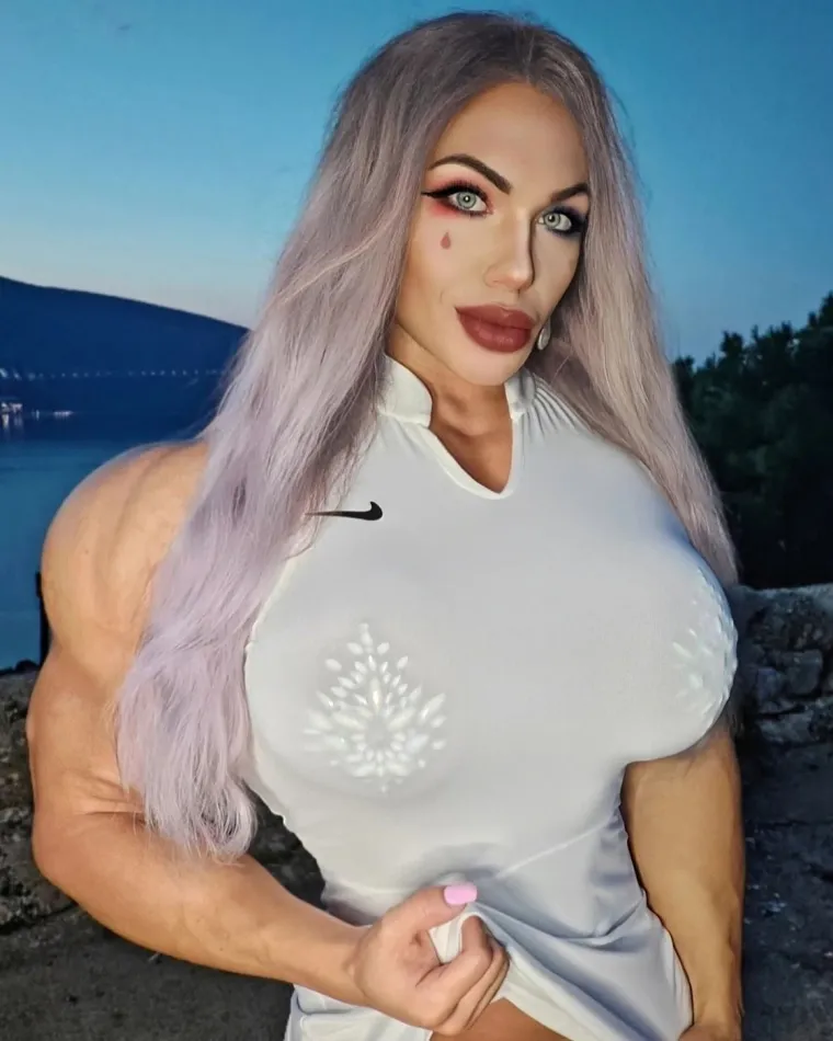 Unatoč tome, Kuznetsova je odlučna u svom stavu da je njezino tijelo rezultat napornog rada i discipline, te da svaka žena ima pravo oblikovati svoje tijelo onako kako želi.
