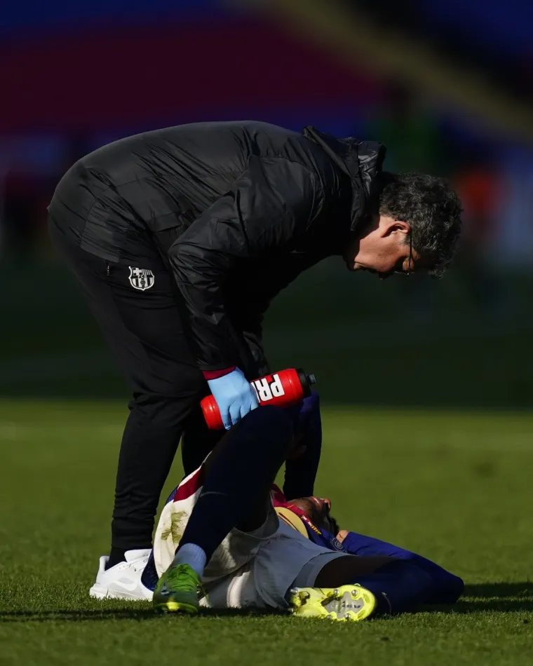 Horor prizori: Zvijezda Barcelone povraćala krv, nije mogla stati na noge