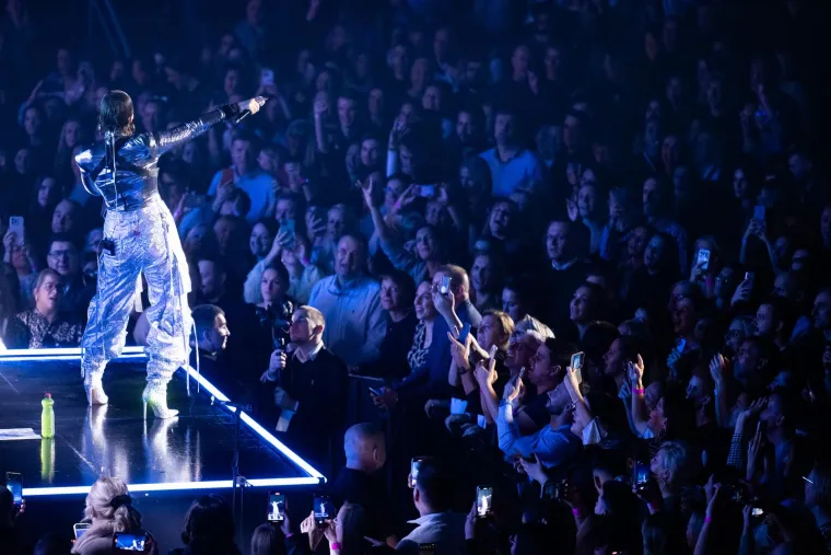 Pogledajte atmosferu: Nina Badrić napunila zagrebačku Arenu, stigao i Gra&scaron;o