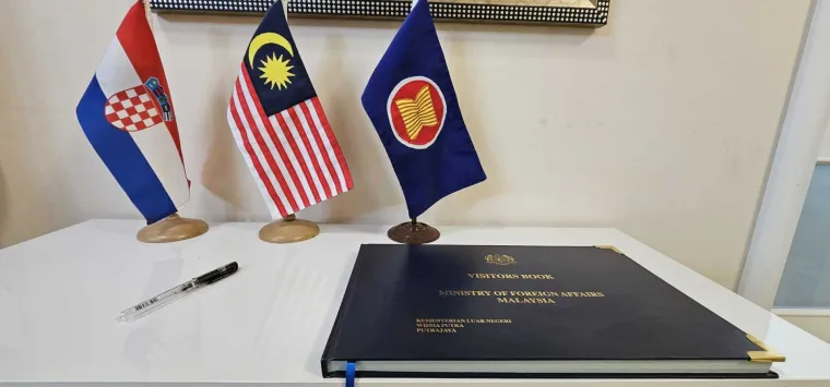 On nije influencer, nego potpuno netipičan veleposlanik u Hrvatskoj