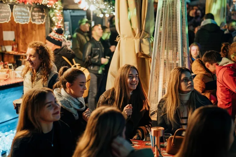 Zadrom se orili hitovi Nene Belana: Priredio pravu feštu, zgodne djevojke okupirale prve redove