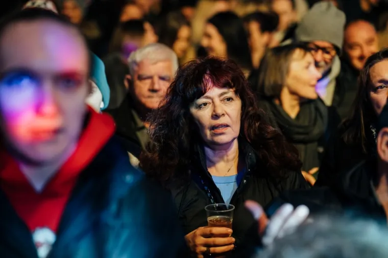 Zadrom se orili hitovi Nene Belana: Priredio pravu feštu, zgodne djevojke okupirale prve redove