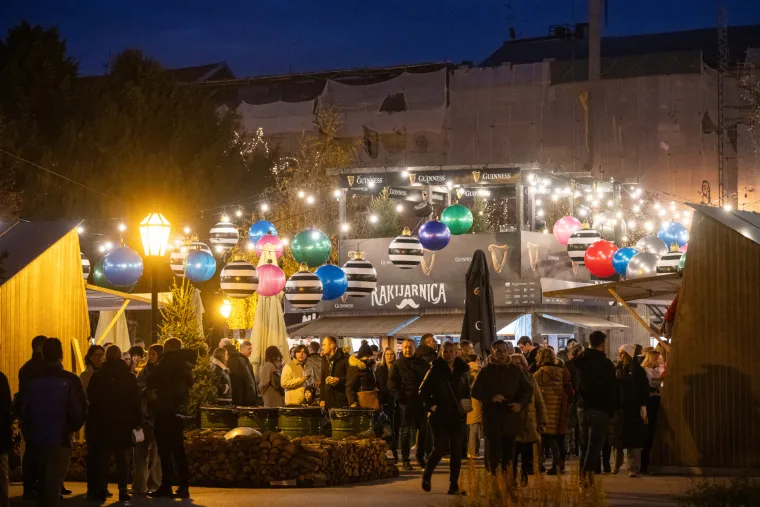Sve sjaji, blje&scaron;ti, rasko&scaron; svugdje oko nas: Počela je adventska idila