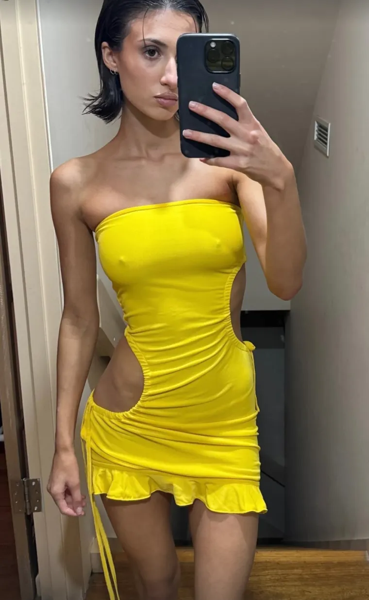 Provokativan stil Biance Censori očito je obiteljska tradicija: Pogledajte u čemu hoda njezina sestra