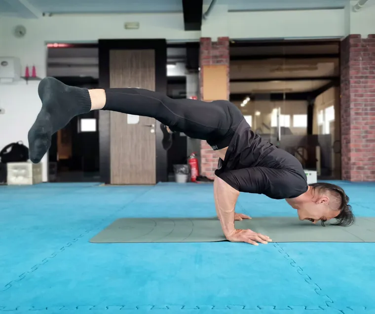 Sjećate li se njega? Njegov neobičan stil bilo je te&scaron;ko ignorirati, a danas je pravi joga ekspert