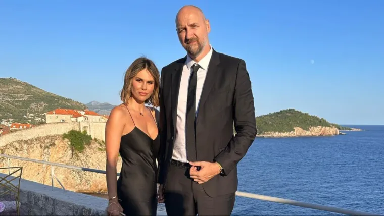 Golupčići su u bračnu luku uplovili 2001. godine na brodu u zaljevu kod Korčule.