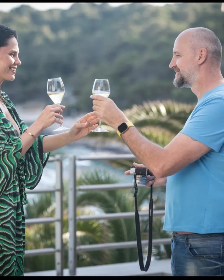 Zbog nje je ostavio prvu suprugu? Dino Rađa i Viktorija vole se više od 20 godina