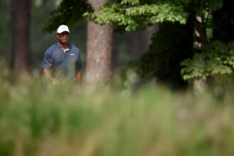 Tiger Woods je najmlađi golf igrač koji je osvojio Masters, ima čak 15 velikih titula u karijeri i najuspešniji je golf igrač u povijesti, međutim skandali u privatnom životu i ozljede su ga natjerale da se više puta povlači.