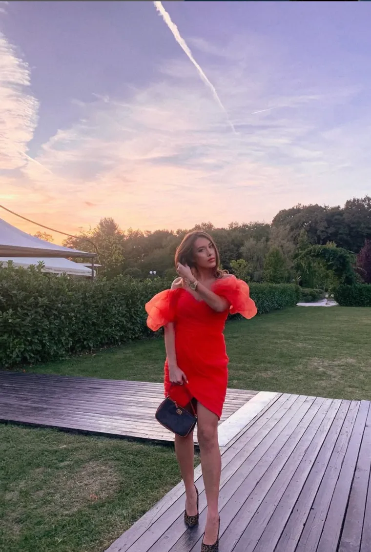 Tko je ljepotica koja dominira u svijetu jačeg spola? Majstorica je PR-a i kraljica mu&scaron;kih simpatija