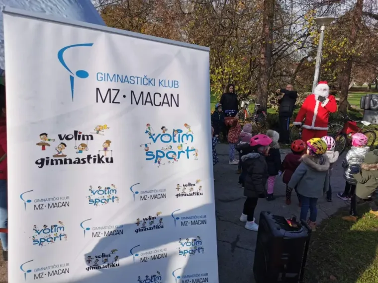 &Scaron;etnja uz Muru nekima je kao boravak u frižideru, a drugi su sretni jer su upoznali djedicu - na biciklu!