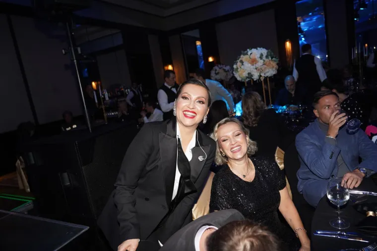 Nina Badrić i Vanna