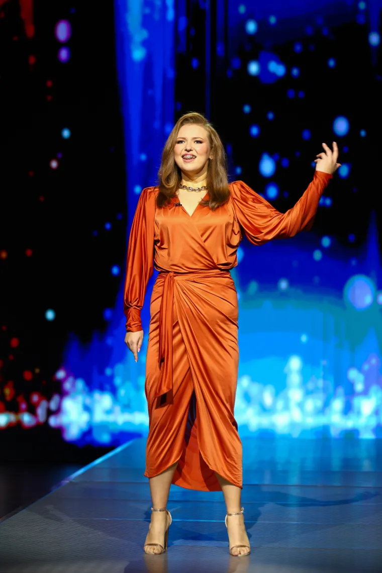 Ovo se zove transformacija života! Pogledajte kako je Alina izgledala na početku showa, a kako izgleda danas