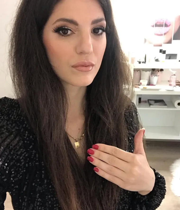 Tada je otvoreno progovorila i o Borni, a njezini video uratci nisu joj promaknuli. &quot;Svi su to pratili, ali nemam komentara. Neću se nasmijati tome&quot;, rekla je. 