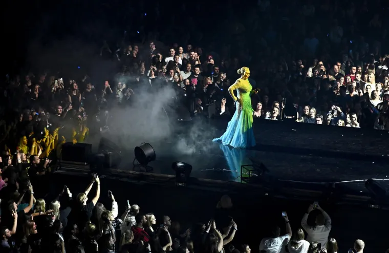 Spektakularni koncert! Lepa Brena zapalila zagrebačku Arenu. A ovo je tek prvi od pet koncerata