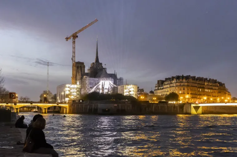 U jo&scaron; većem sjaju: Na otvorenje pari&scaron;kog dragulja stiže 50 čelnika, Među njima Trump i Zelenski