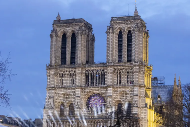 U jo&scaron; većem sjaju: Na otvorenje pari&scaron;kog dragulja stiže 50 čelnika, Među njima Trump i Zelenski