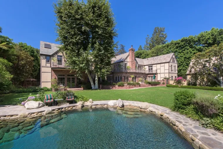 Fascinantna kuća u Beverly Hillsu. Kino, fitness centar, a cijena? Ma prava sitnica...