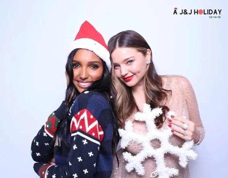 Manekenke Jasmine Tookes i Miranda Kerr 