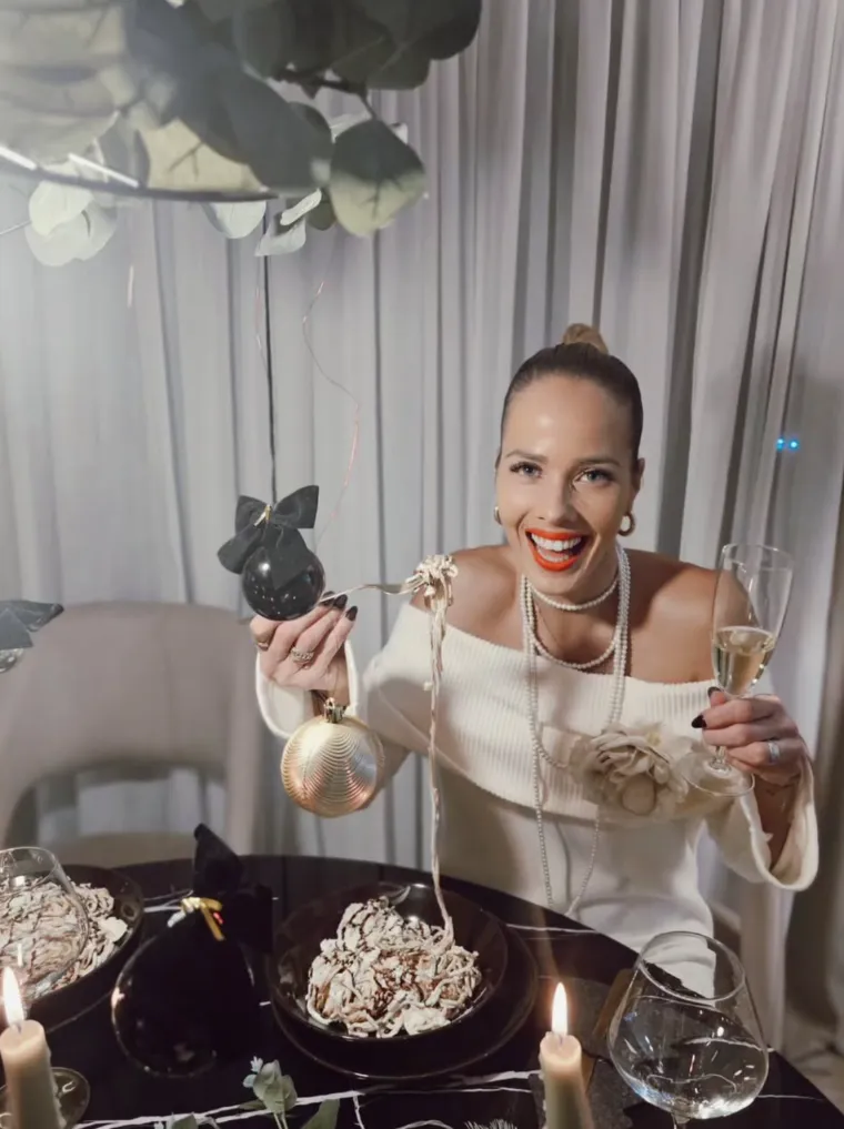 Zavoljeli su se kao djeca, a ovako izgledaju 20 godina nakon: Antonija Mi&scaron;ura Sandrić proslavila poseban dan