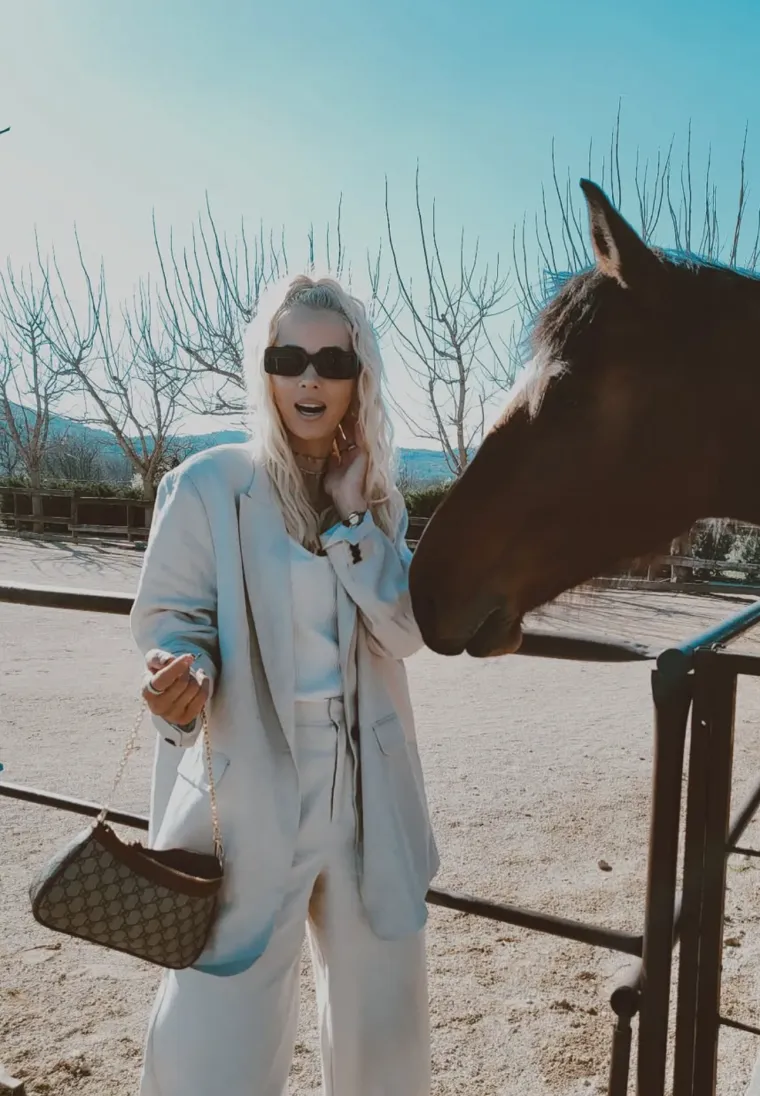 Zavoljeli su se kao djeca, a ovako izgledaju 20 godina nakon: Antonija Mi&scaron;ura Sandrić proslavila poseban dan