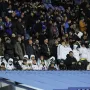Neobična scena na krcatom Maksimiru: Pojavili se likovi u bijelim kapuljačama