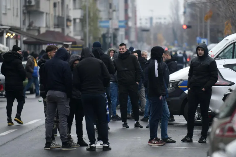Pogledajte korteo Bad Blue Boysa do Kranjčevićeve: Očekuje nas spektakl na tribinama