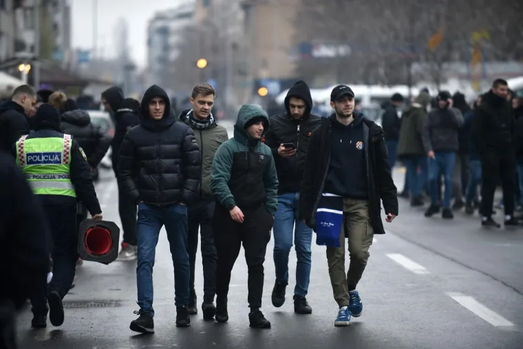 Pogledajte korteo Bad Blue Boysa do Kranjčevićeve: Očekuje nas spektakl na tribinama