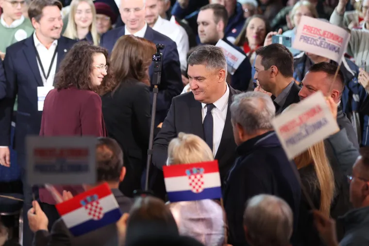 Milanović dočekan gromoglasnim pljeskom: U&scaron;ao u Tvornicu uz istu pjesmu kao i 2019.