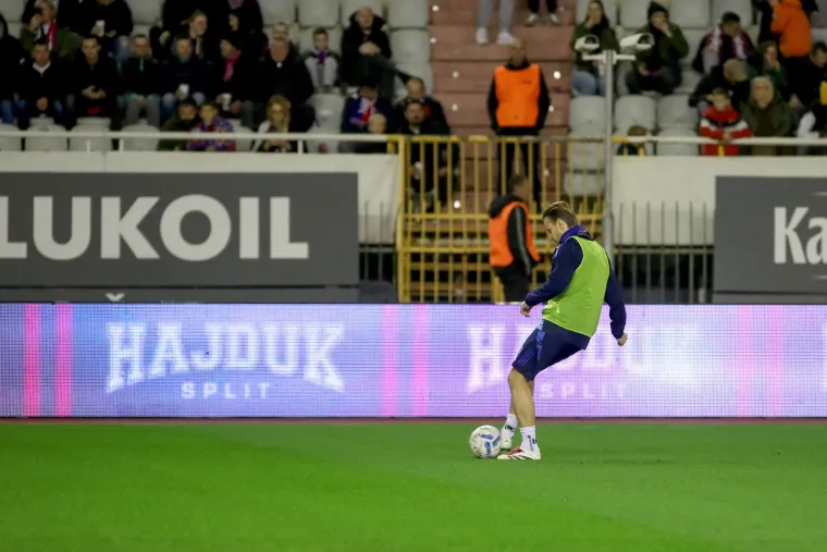 Nikola Kalinić se pojavio na Jadranskom derbiju: Provjerite s kim gleda utakmicu