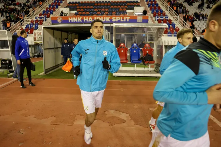 Nikola Kalinić se pojavio na Jadranskom derbiju: Provjerite s kim gleda utakmicu