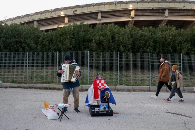 Nikola Kalinić se pojavio na Jadranskom derbiju: Provjerite s kim gleda utakmicu