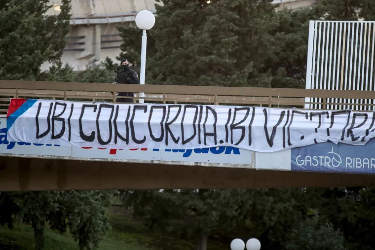 Nikola Kalinić se pojavio na Jadranskom derbiju: Provjerite s kim gleda utakmicu